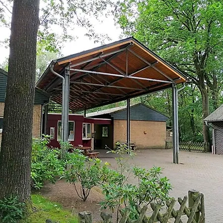 بيت شباب Waldjugendherberge Uelsen